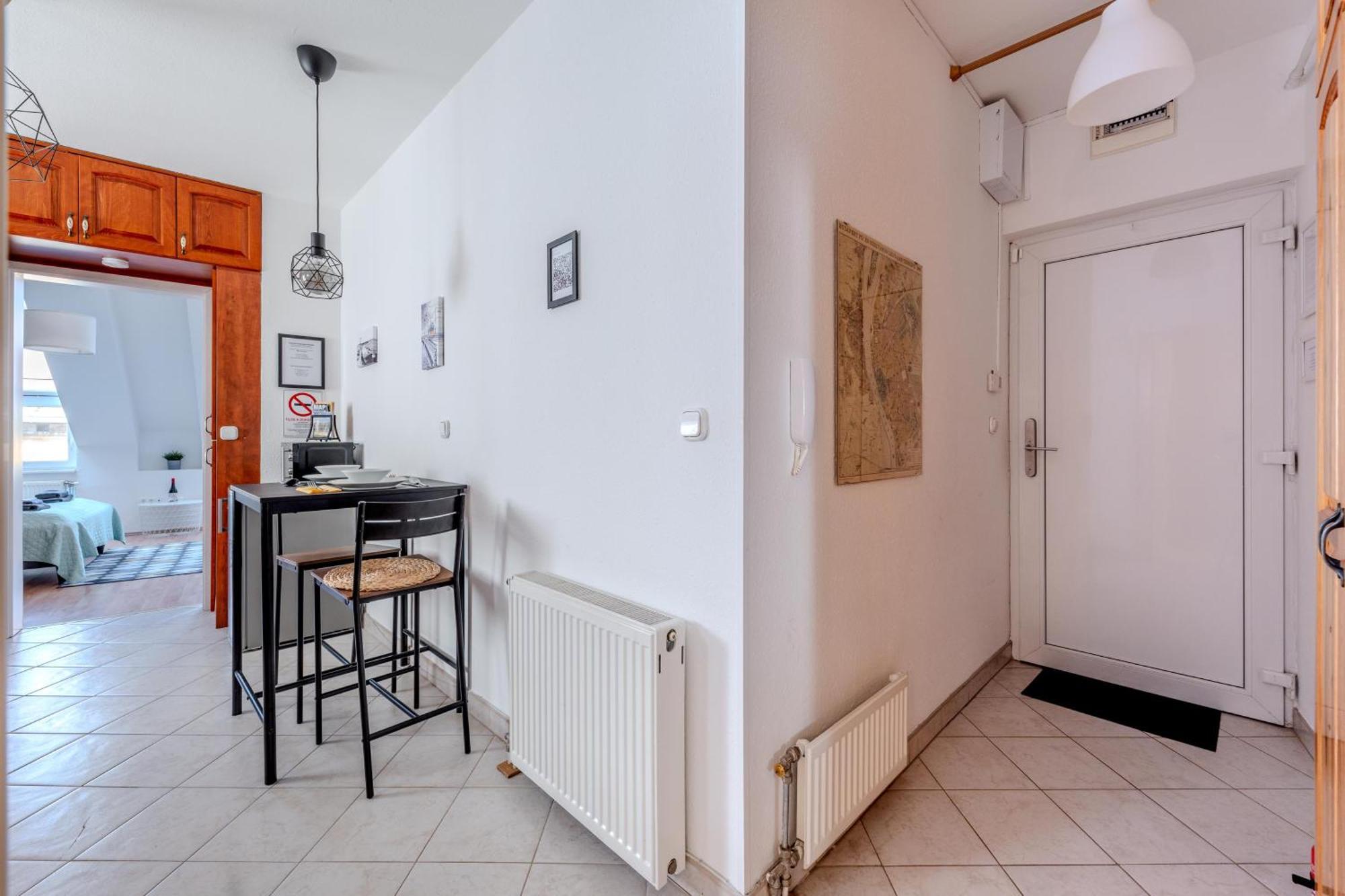 Cozy Flat In The Heart Of Buda Budapest Luaran gambar