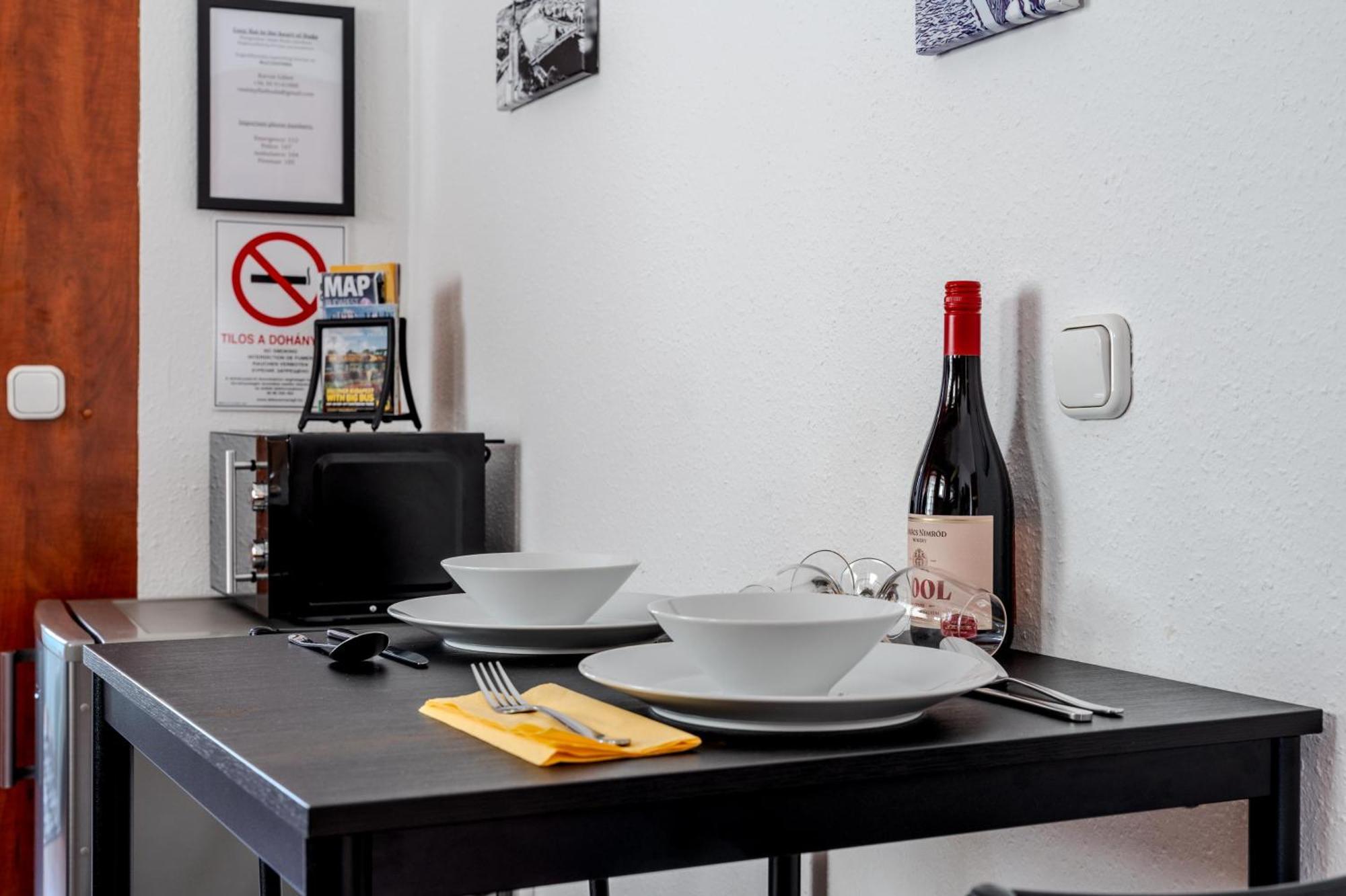 Cozy Flat In The Heart Of Buda Budapest Luaran gambar
